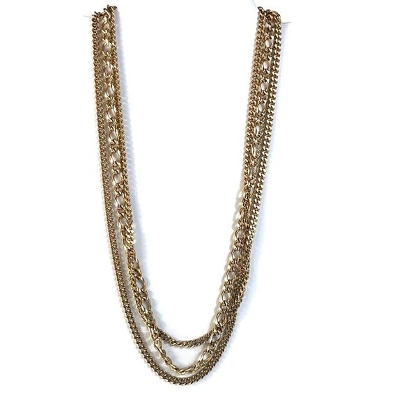 Trifari Vintage Gold Crown Chain Link Layered Necklace - Picture 2 of 7